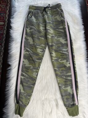 AMP Camo Sweatpant Joggers with Glitter Racing Stripe
